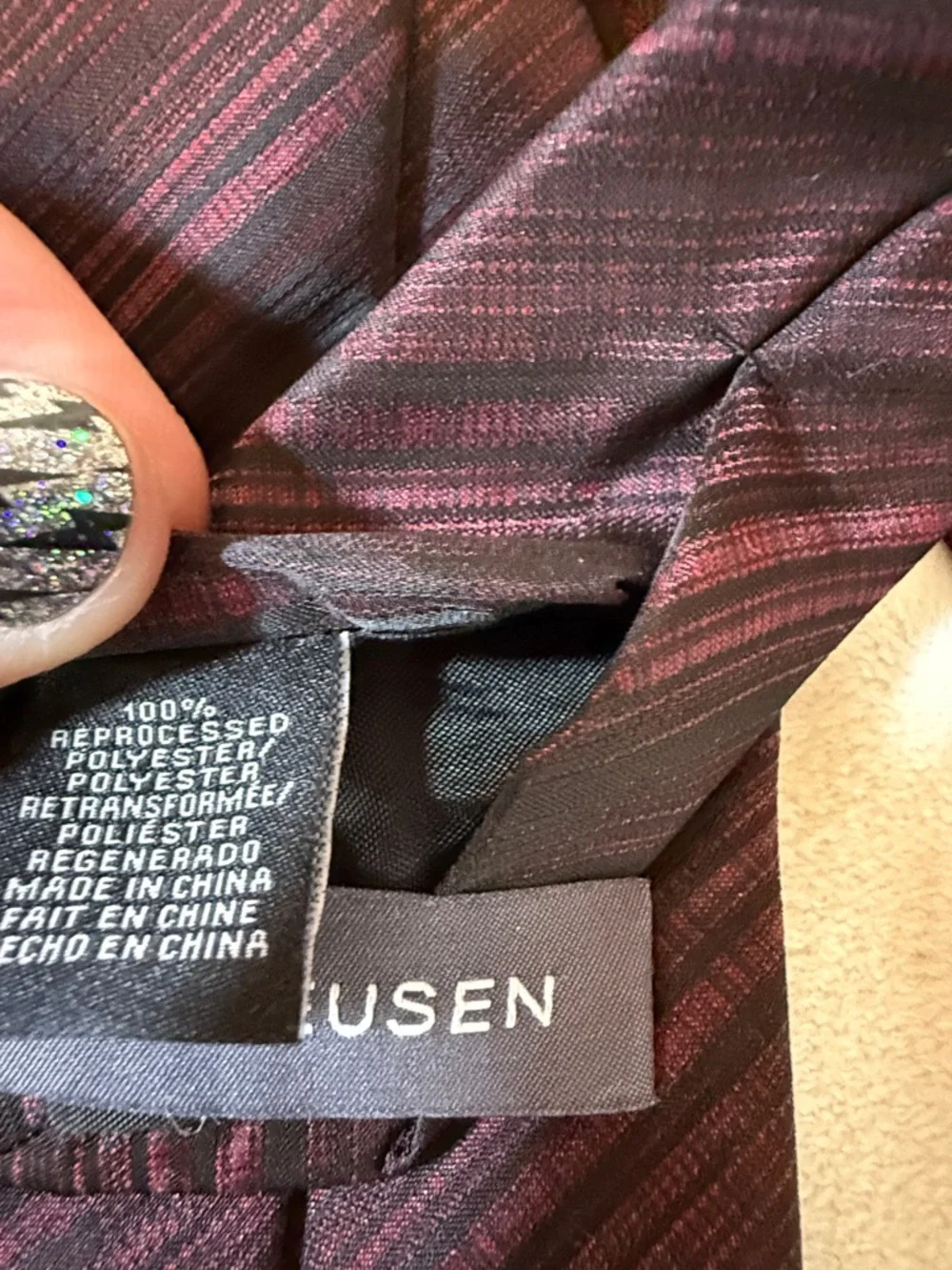 Van Heusen Mens‎ Burgundy Black Textured Diagonal Stripe Polyester Necktie Tie